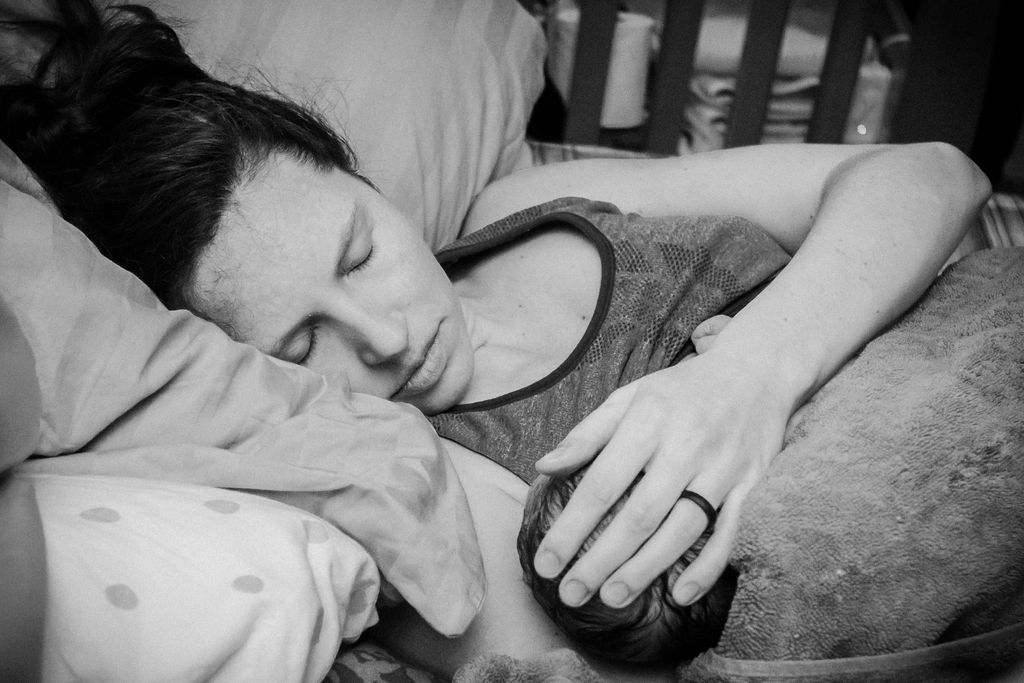 Andrea-HeatherNischkeBirthServices-MilwaukeDoula-MilwaukeeBirthPhotography-MilwaukeeHomeBirth-78